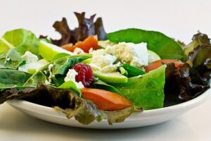 Sundhed i en skål: 7 næringsrige ingredienser til din daglige salat